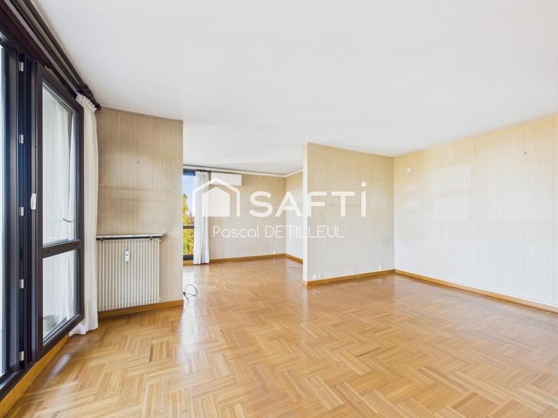 Appartement - 97 m² - 5 pièces