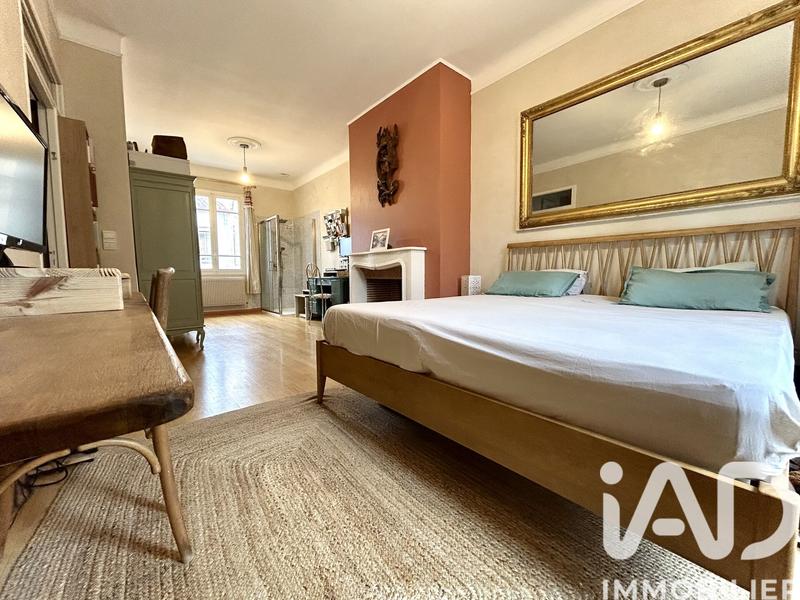 Maison de ville - 111 m² - 5 pièces