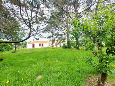 Maison - 96 m² - 4 pièces