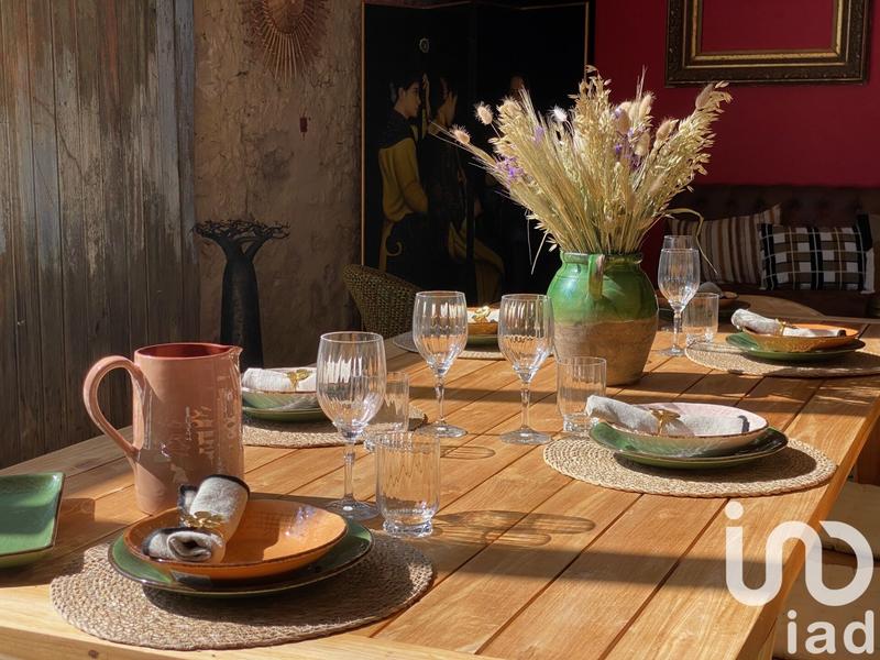 Maison - 855 m² - 22 pièces