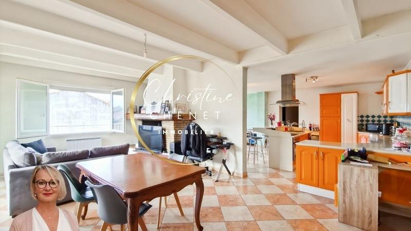 Propriété - 140 m² - 5 pièces