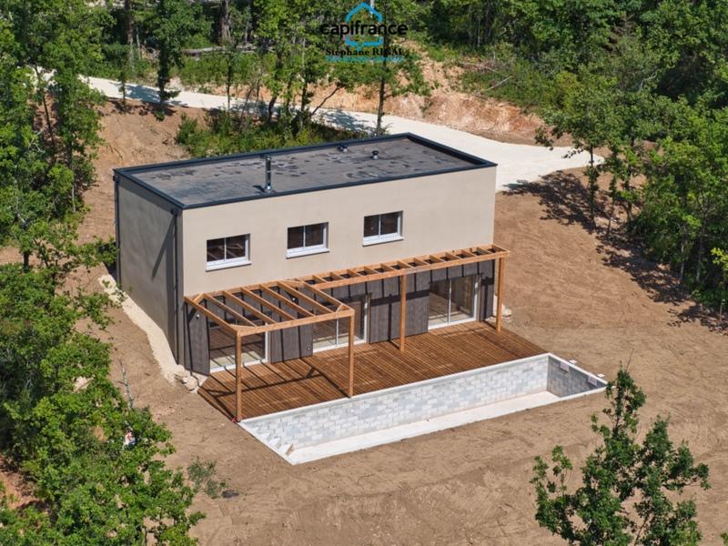 Maison - 120 m² - 5 pièces