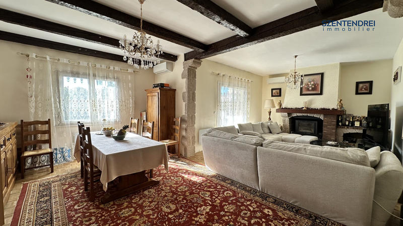 Maison - 155 m² - 6 pièces