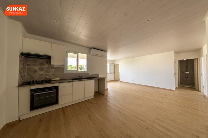 Appartement - 80 m² - 4 pièces