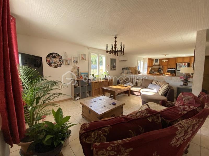 Entrepôt - 158 m² - 8 pièces