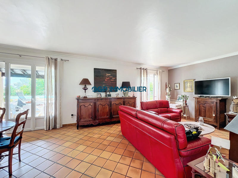 Maison traditionnelle - 134 m² - 5 pièces