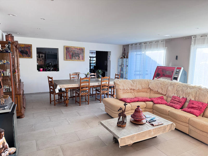 Maison - 174 m² - 6 pièces