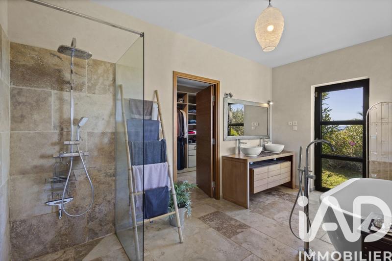 Maison de maîtres - 261 m² - 6 pièces