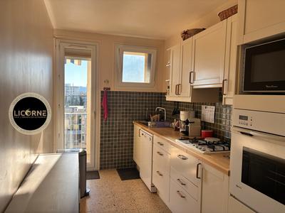 Appartement - 74 m² - 4 pièces