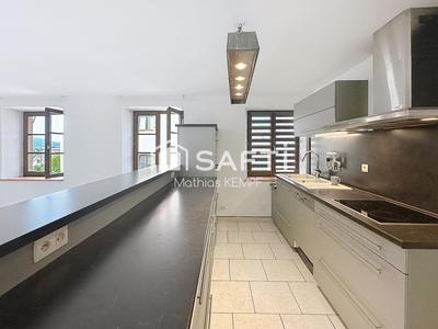 Appartement - 105 m² - 5 pièces