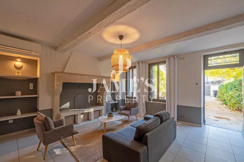 Appartement - 100 m² - 4 pièces