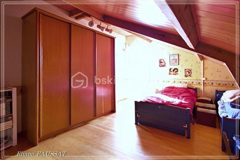 Maison - 170 m² - 8 pièces