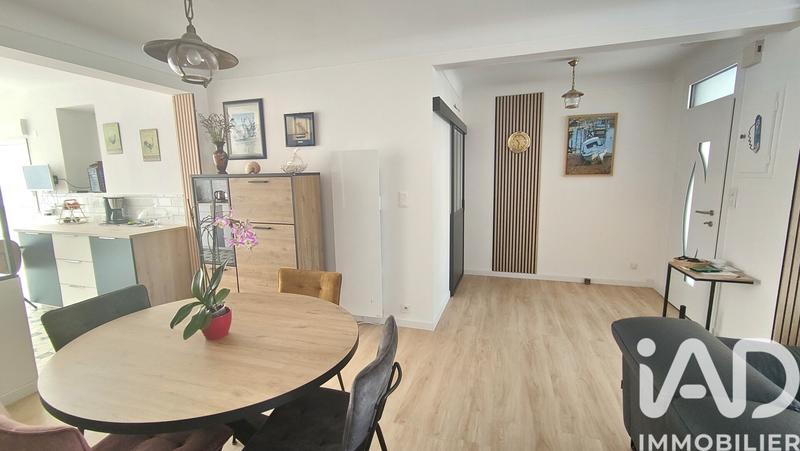 Maison - 104 m² - 3 pièces