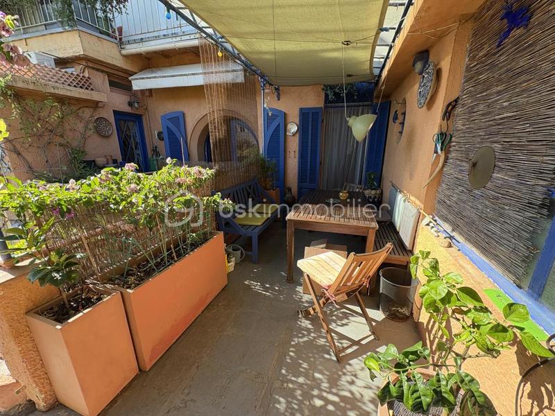 Loft - 98 m² - 4 pièces