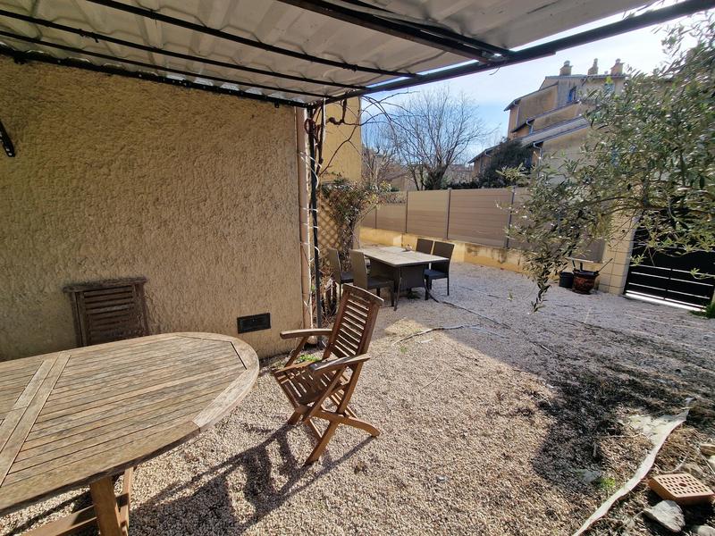 Appartement - 102 m² - 5 pièces