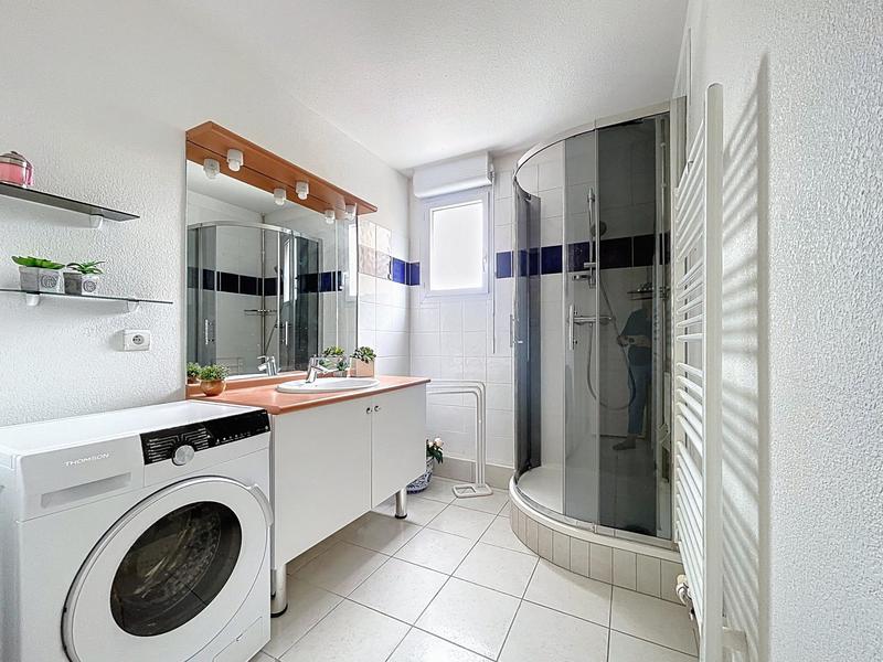 Appartement - 92 m² - 4 pièces