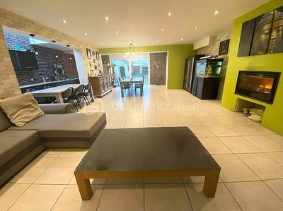 Maison de ville - 225 m² - 8 pièces