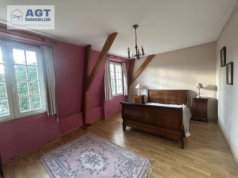 Maison - 183 m² - 9 pièces