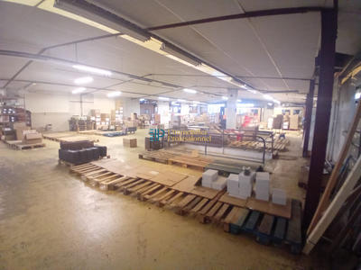 Local d'activités - 3 030 m²