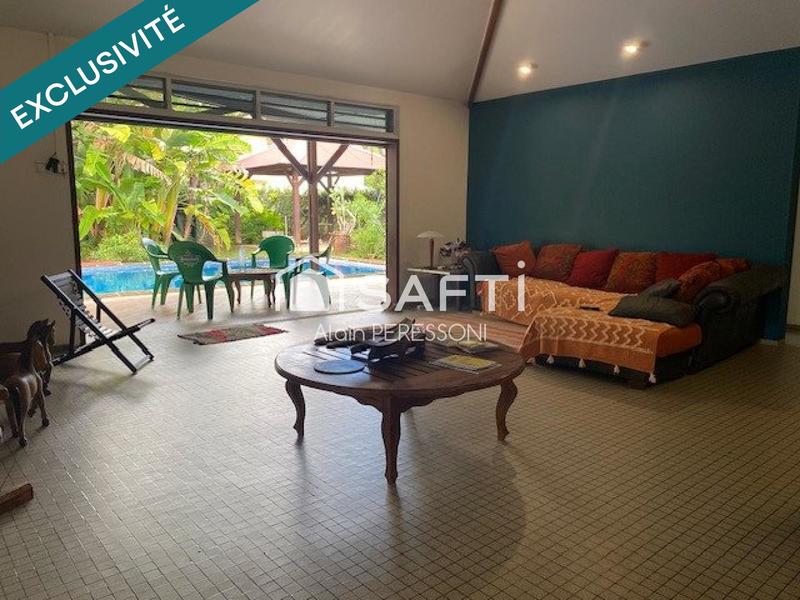 Maison - 110 m² - 5 pièces