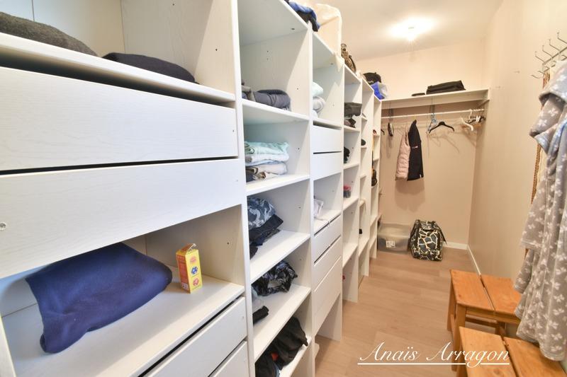 Maison - 230 m² - 6 pièces