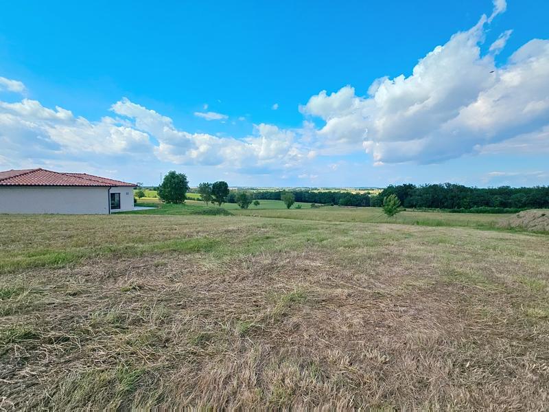 Terrain - 850 m²