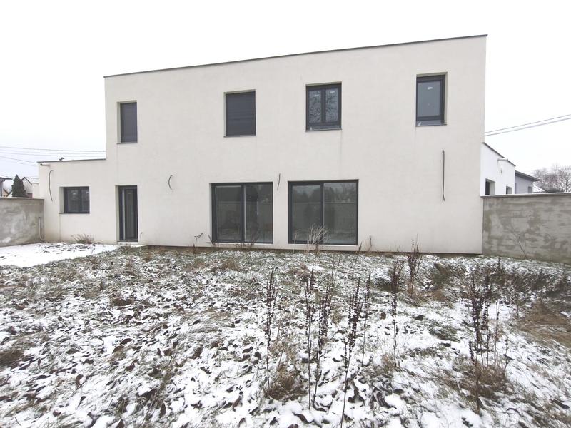 Villa - 230 m² - 8 pièces