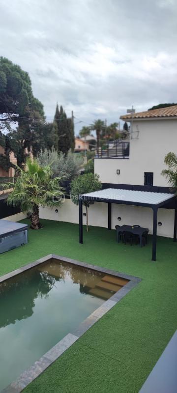 Maison - 157 m² - 5 pièces