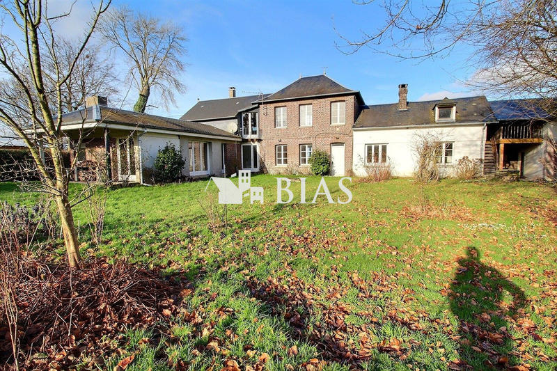 Maison - 160 m² - 6 pièces