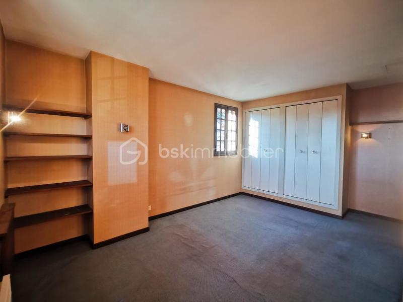 Maison traditionnelle - 138 m² - 138 pièces