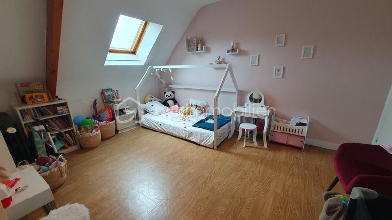 Maison - 139 m² - 7 pièces