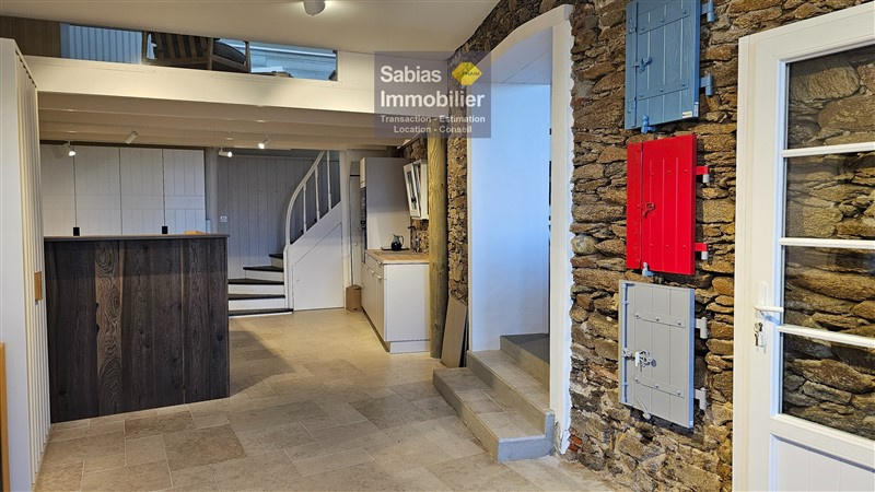 Immeuble - 98 m²