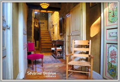 Maison - 388 m² - 13 pièces