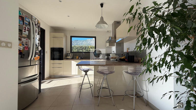 Maison - 132 m² - 6 pièces