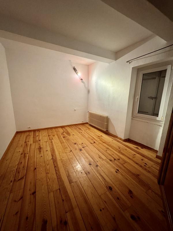 Mas - 261 m² - 8 pièces