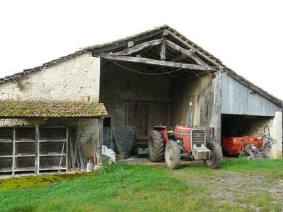 Corps de ferme - 150 m² - 4 pièces