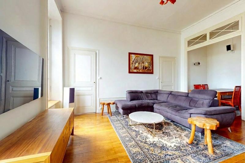 Appartement - 74 m² - 2 pièces