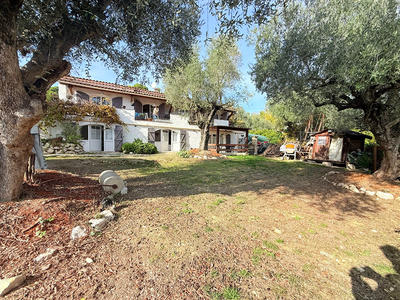 Villa - 130 m² - 4 pièces