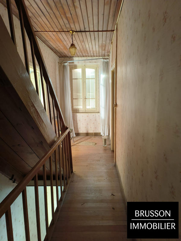 Maison - 161 m² - 6 pièces