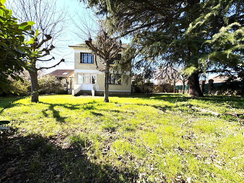 Maison - 158 m² - 7 pièces