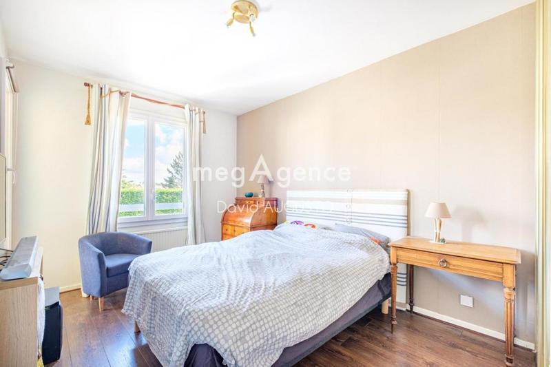 Appartement - 97 m² - 3 pièces