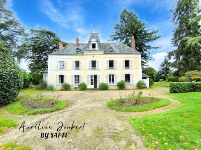 Propriété - 200 m² - 8 pièces