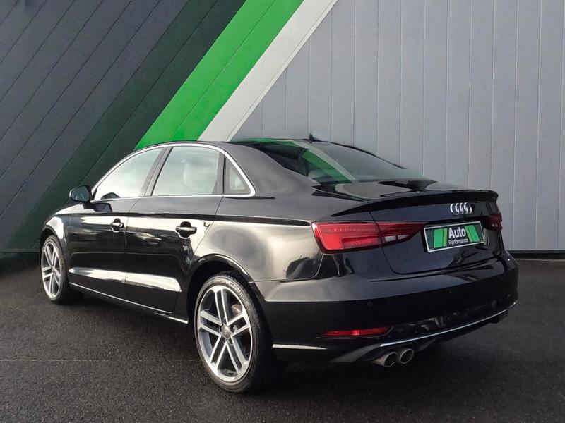 Audi A3 Berline 35 Tdi 150 s tronic 7 Design Luxe