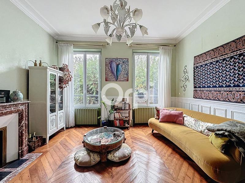 Maison - 96 m² - 5 pièces