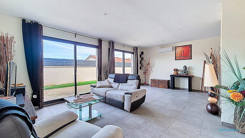 Maison - 90 m² - 4 pièces