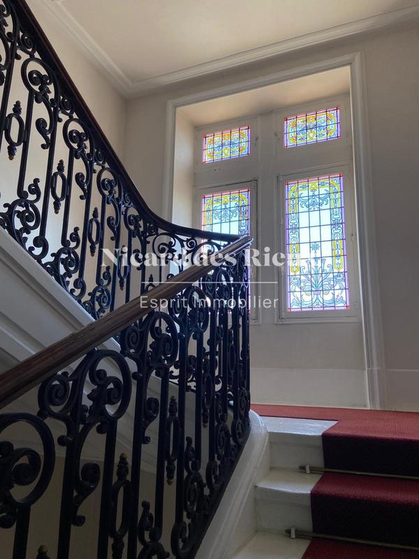 Appartement - 87 m² - 3 pièces