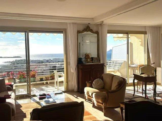 Appartement - 94 m² - 3 pièces