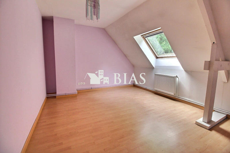 Maison - 151 m² - 6 pièces