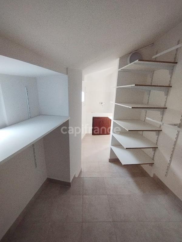 Appartement - 81 m² - 4 pièces