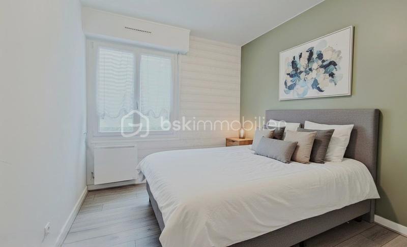 Appartement - 79 m² - 5 pièces